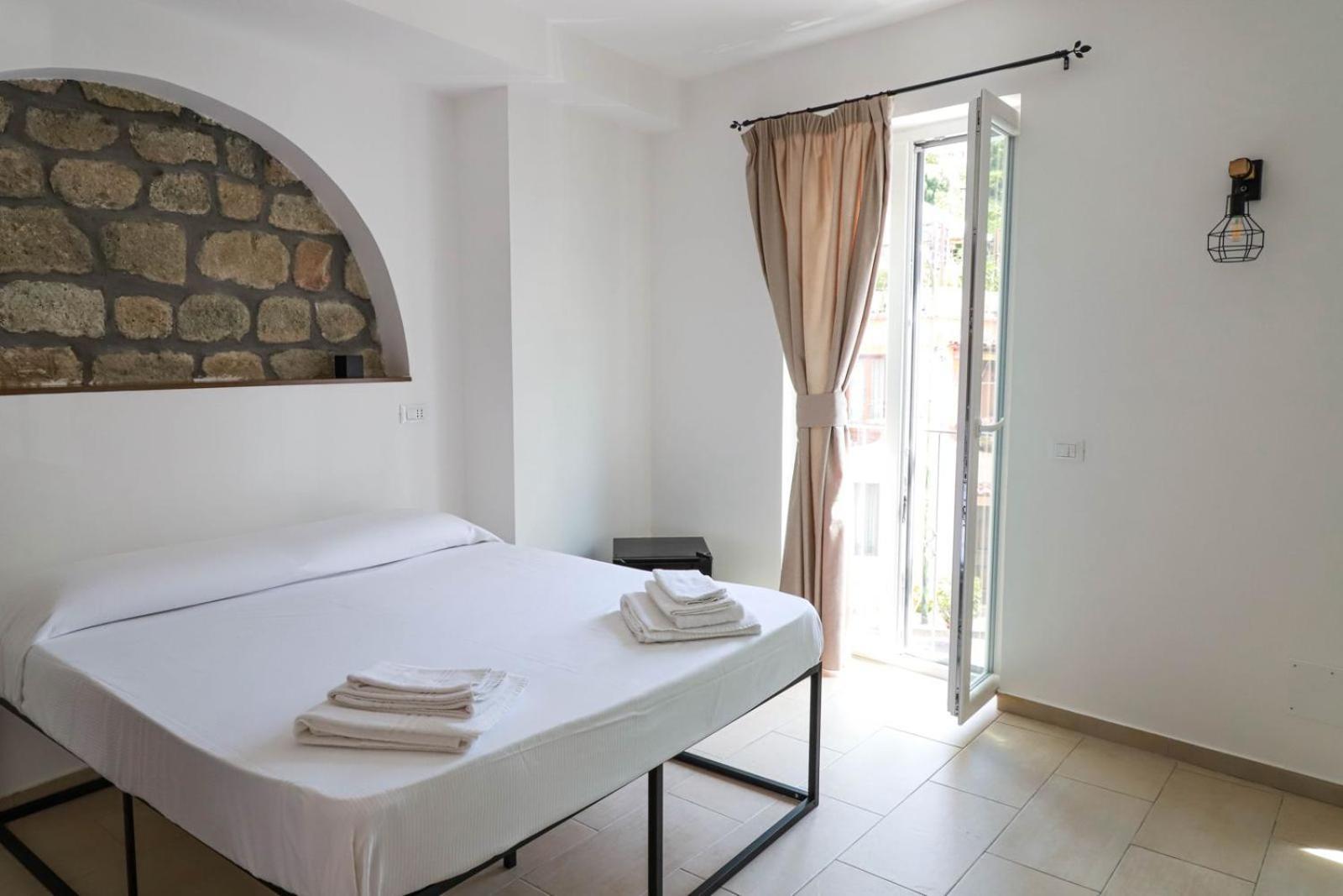 Eg Apartments - Forio D'Ischia ภายนอก รูปภาพ