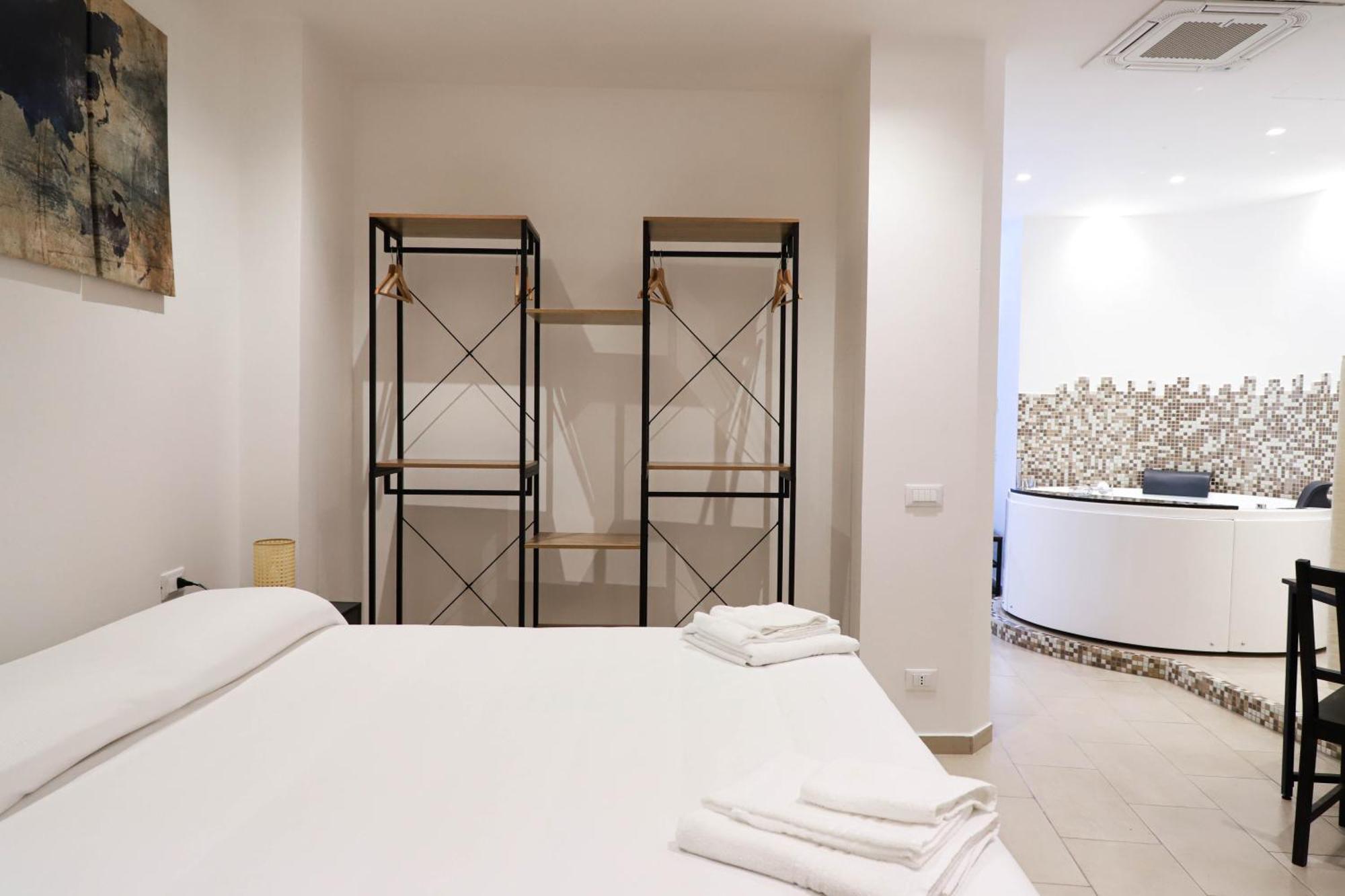Eg Apartments - Forio D'Ischia ภายนอก รูปภาพ
